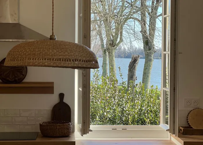 La Du Fleuve Nyaraló Quinsac