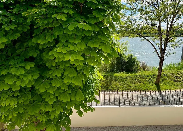 La Du Fleuve Nyaraló